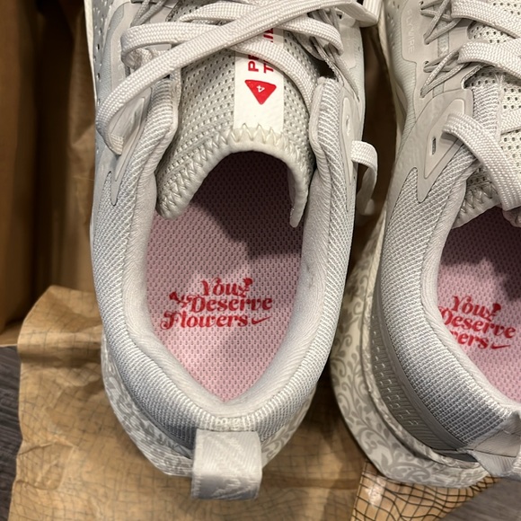 FREE SHIP Limited Edition Floral Nike React Pegasus Trail 4 NWT - Picture 4 of 16